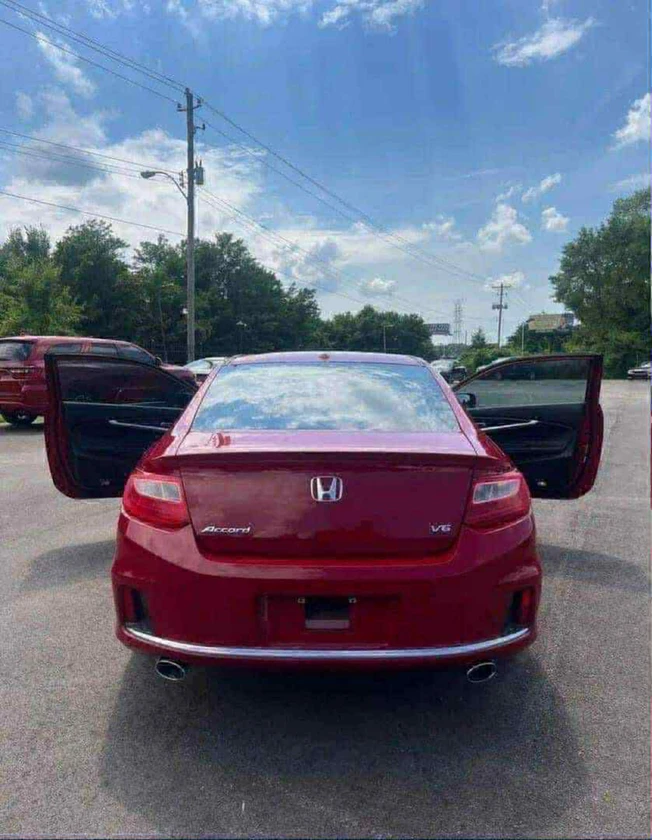 honda accord - $1,200 thumbnail 2