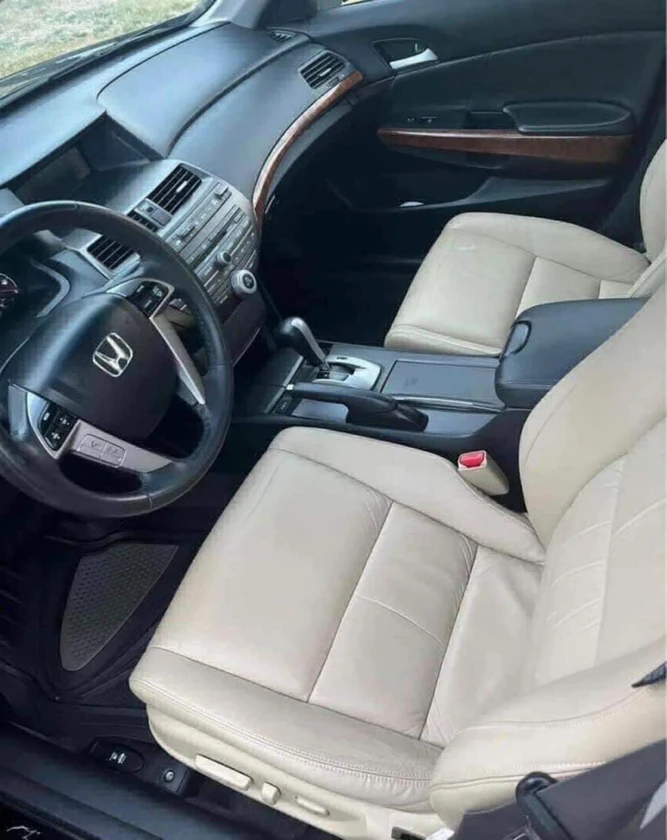 2012 honda accord for sale - $1,800 thumbnail 4