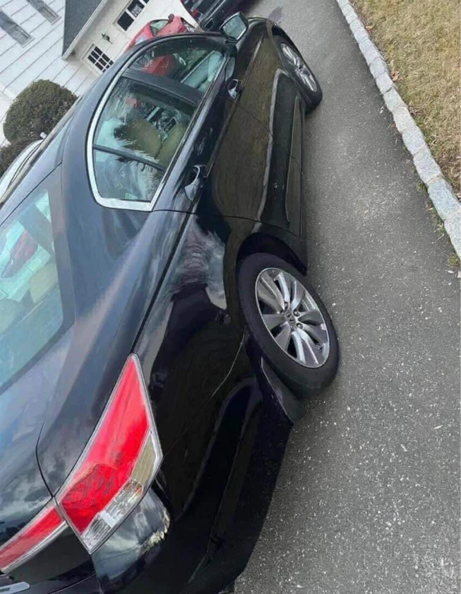2012 honda accord for sale - $1,800 thumbnail 5