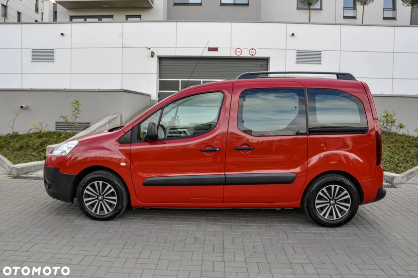 peugeot 2012 - $14,500 thumbnail 2