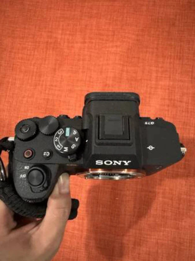 sony a7 iv mirrorless camera (open box) - $550 thumbnail 3