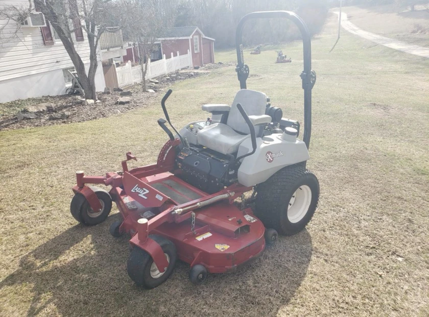 exmark zero turn mower 60" cutlazer z 25hp kohler eng 1167 hours - $689 thumbnail 9
