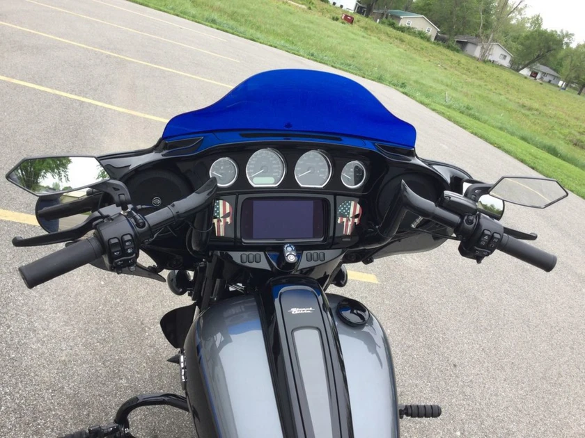 2021 street glide® special - $10,000 thumbnail 9
