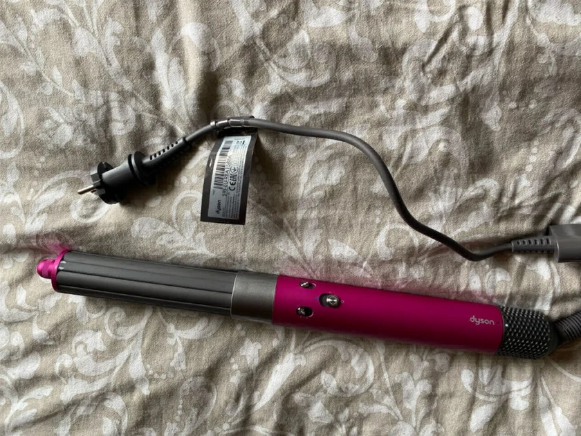 dyson airwrap set: curling iron and accessories - long version - $180 thumbnail 7