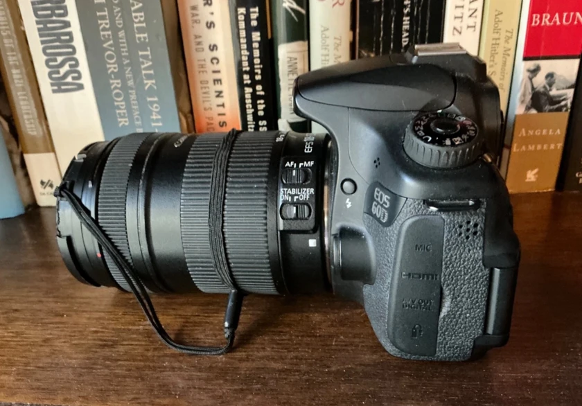 canon 60d camera with charger, 18-135mm lens, and two camera cases - $400 thumbnail 3