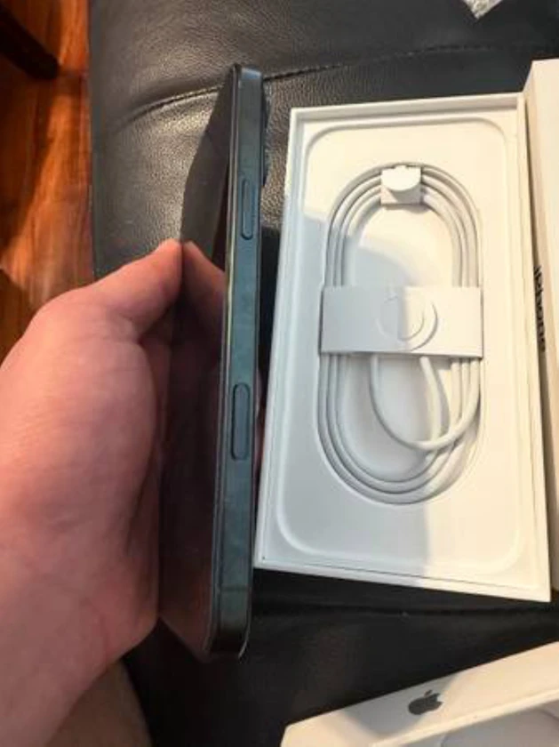 iphone 16 pro max 256gb unlocked like new - sad story behind it 💔 thumbnail 3