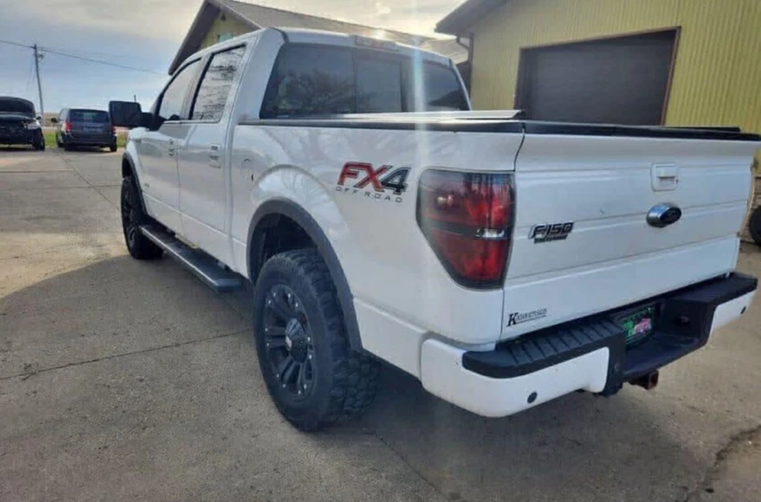 $2500 - 2013 ford f-150 fx4 thumbnail 4