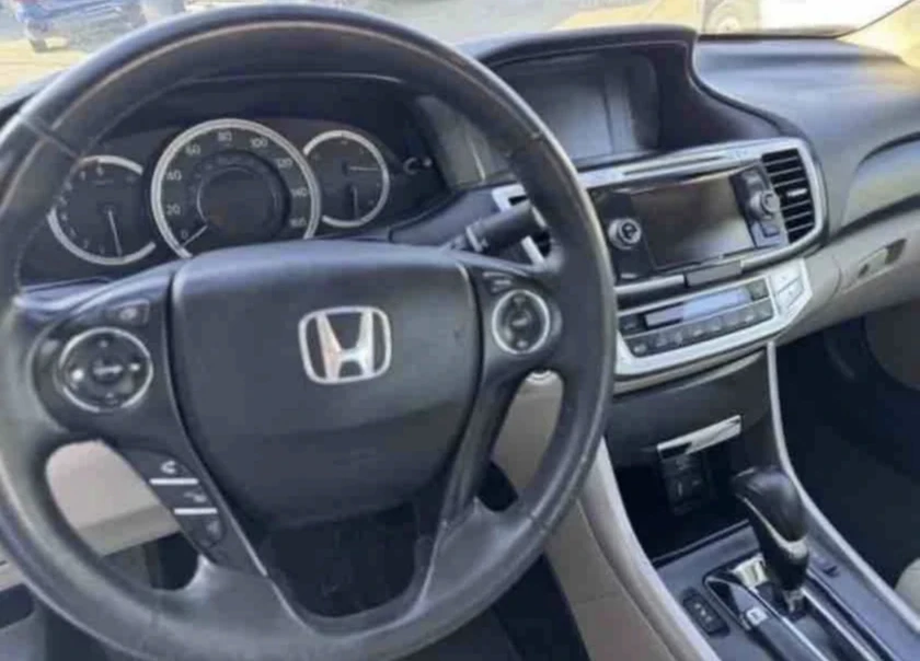 $1300 - 2013 honda accord - $1,100 thumbnail 5