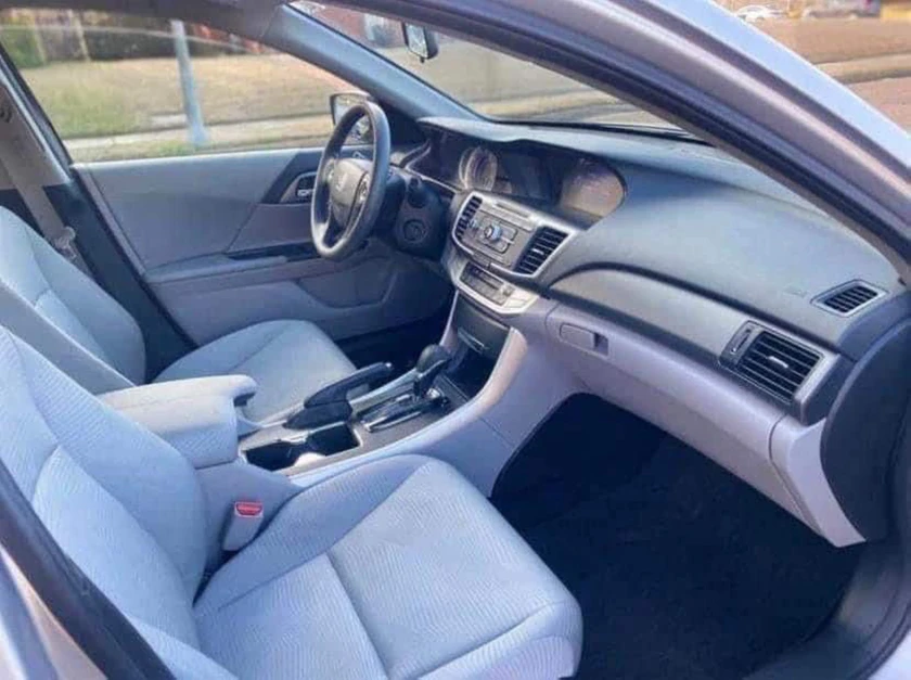 2012 honda crv - $1,500 thumbnail 4