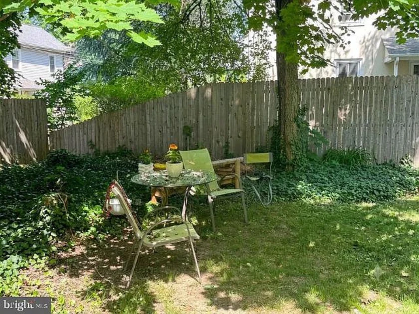 $825 / 1br - 600sqft - 1bedroom / 1bathroom for rent thumbnail 5