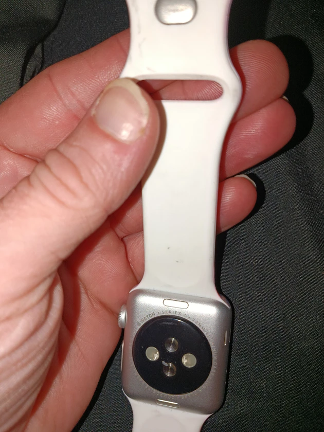 apple watch 3rd generation 38mm - $60 thumbnail 2