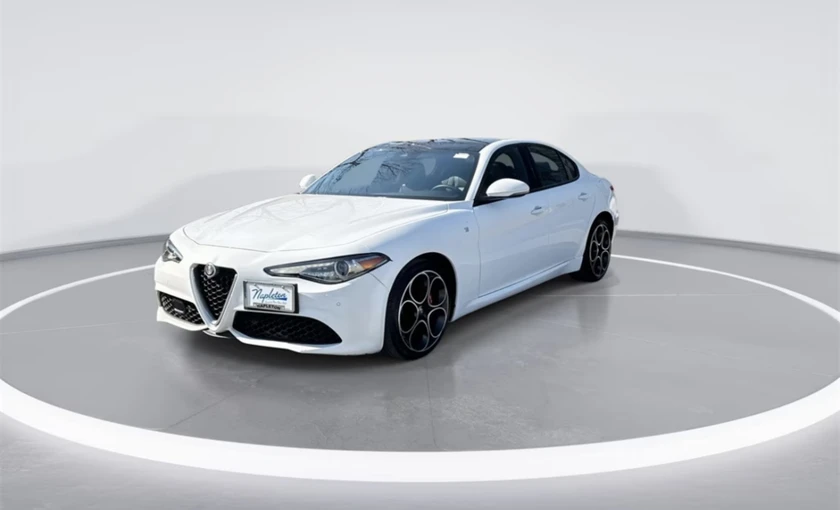 2022 alfa romeo julia ti well looking and perfect condition - $5,000 thumbnail 2