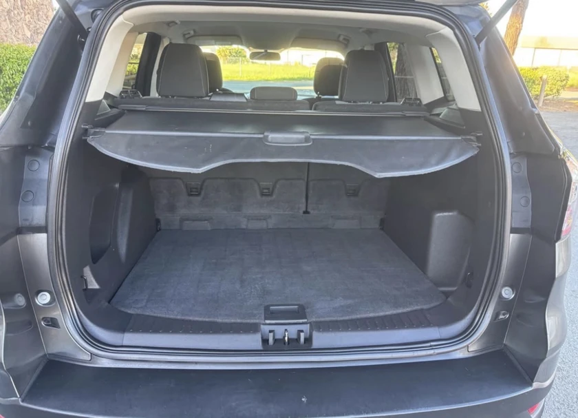 2018 ford escape · se sport suv 4d - $7,400 thumbnail 3