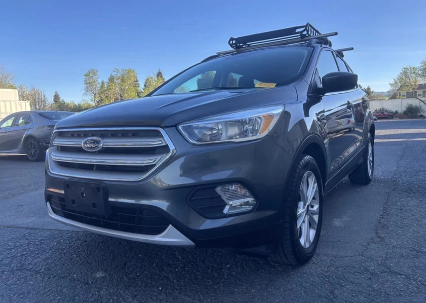 2018 ford escape · se sport suv 4d - $7,400 thumbnail 4