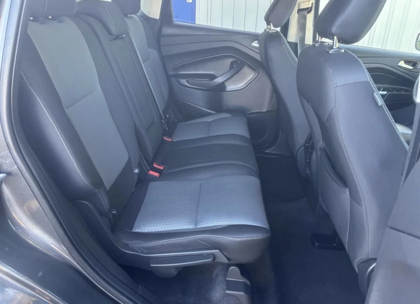 2018 ford escape · se sport suv 4d - $7,400 thumbnail 5