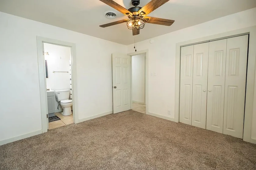 $1,100 / 3br - 1266sqft - house 🏡 for rent: 3 beds 2 bathrooms thumbnail 6
