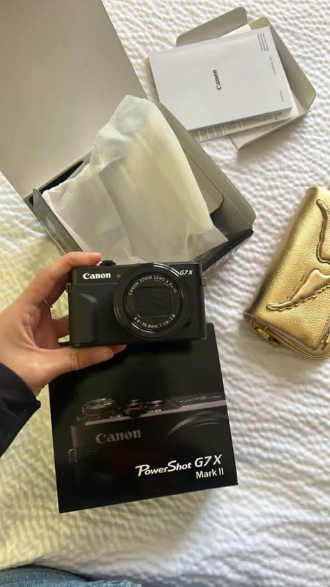 upgraded to a canon eos r5! selling my canon g7x mark il in excellent condition. thumbnail 4