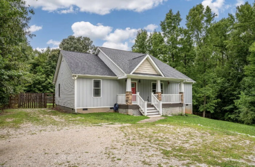 $850 / 3br - 1440sqft - 3beds 2bath available contcat 4453002450 thumbnail 2