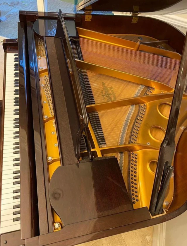 yahama grand baby piano - $2,100 thumbnail 2