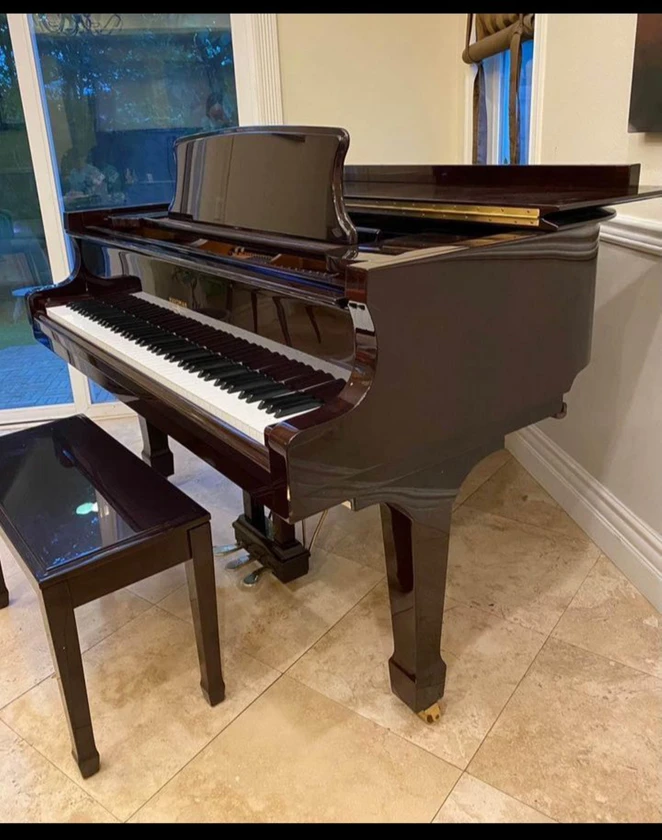 yahama grand baby piano - $2,100 thumbnail 3