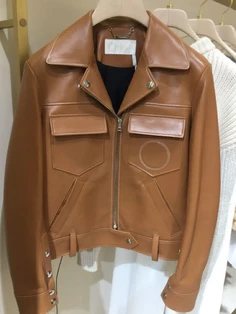 Featured post 1