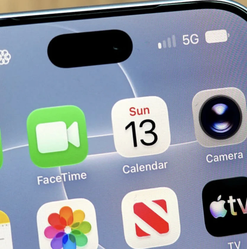iphone 18 pro max glacier 256gb - $2,500 thumbnail 8
