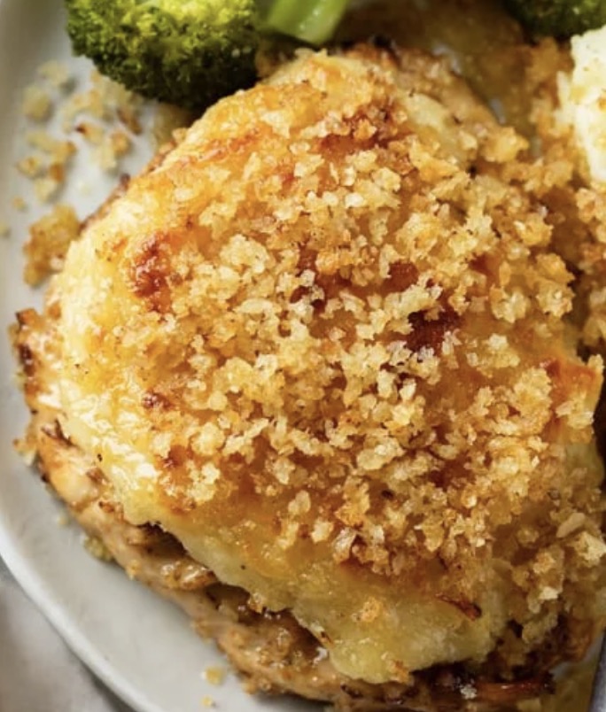 Copycat Longhorn Parmesan Crusted Chicken - Faxo