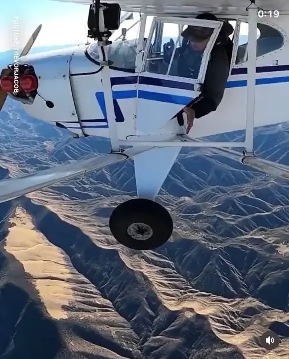 Youtuber Purposely Crashes Plane for Views - Video - Faxo