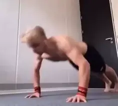 Extreme Clapping Push Ups 😂