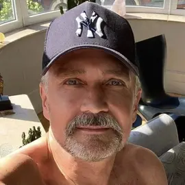 Phil Morris profile image