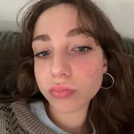 Roslyn Ambrose profile image