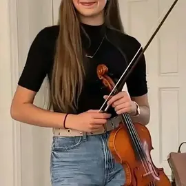 Karolina Prostenko profile image
