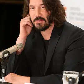 Keanu Reeves profile image