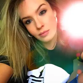 Monica Elizabeth profile image