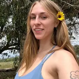 Elizabeth Mary profile image
