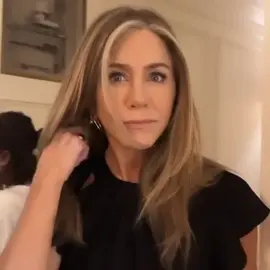 Jennifer Aniston profile image