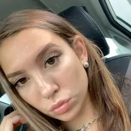 Emliy Claire profile image