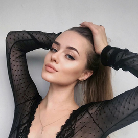 Arianna mills profile image