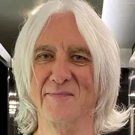 Joe Elliott profile image