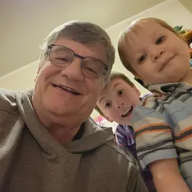 Carlos Brown profile image