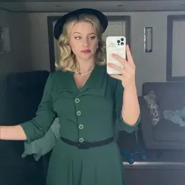 Lily Reinhart profile image