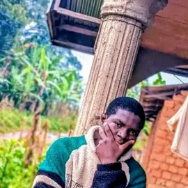 Uzama 2d profile image