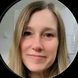 annaraderofficia Officia profile image