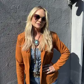 Miranda Lambert profile image