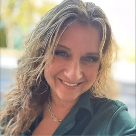 Elizabeth Harrison profile image