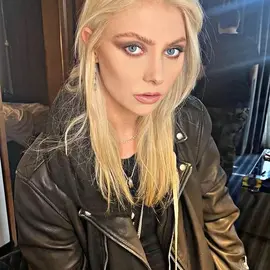 Taylor momsen profile image