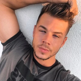 Lucas Nicholas profile image