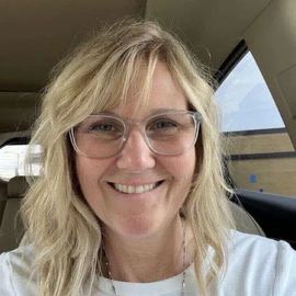 mary Elizabeth profile image