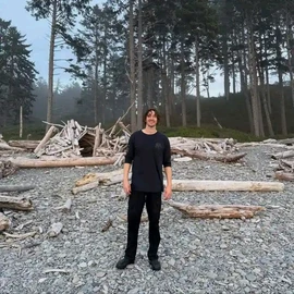 Dean Lewis profile image