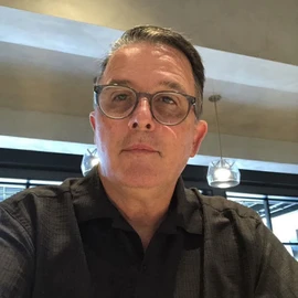 frank Petersen profile image